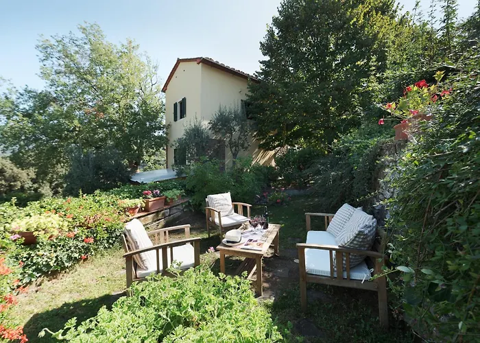 Casa Del Sole 4, Emma Cortona