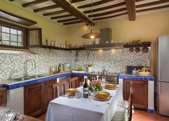 Casa Del Sole 4, Emma Villa